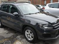 Gebraucht VW Tiguan Trendline 122 PS (89 kW) 2015 Grau SUV