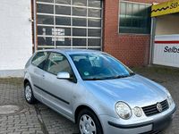 Gebraucht VW Polo 64 PS (47 kW) 2003 Silber Kleinwagen