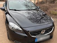 Gebraucht Volvo V40 Ocean Race 114 PS (83 kW) 2015 Schwarz Kombi