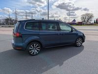 Gebraucht VW Sharan 184 PS (135 kW) 2016 Blau Van / Kleinbus