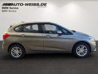 Gebraucht BMW 218 Active Tourer Advantage 136 PS (100 kW) 2016 Platinsilber metallic (silber) Van / Kleinbus