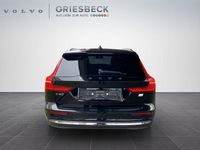 Gebraucht Volvo V60 Core 398 PS (292 kW) 2022 Black solid stone / solid Kombi