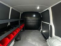 Gebraucht VW Transporter 110 PS (80 kW) 2024 Weiß Van