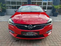 Używany Opel Astra Edition 110 KM (80 kW) 2019 Czerwony Sedan/Limuzyna