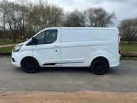 Second-hand Ford Transit Custom 131 CP (96 kW) 2019 Alb Monovolum