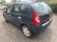 Gebraucht Dacia Sandero Lauréate 87 PS (63 kW) 2009 Schwarz Kleinwagen