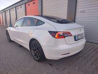 Gebraucht Tesla Model 3 324 kW (441 PS) 2019 Weiß Limousine