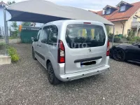 Gebraucht Peugeot Partner Tepee Active 99 PS (72 kW) 2018 Silber Van / Kleinbus
