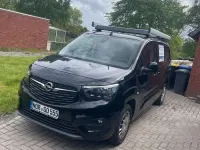 Używany Opel Combo 131 KM (96 kW) 2020 Czarny Minivan