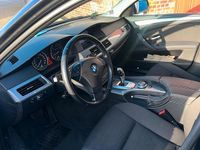 Gebraucht BMW 525 197 PS (144 kW) 2008 Schwarz Kombi