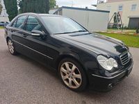 Gebraucht Mercedes C200 Avantgarde 163 PS (119 kW) 2004 Schwarz Limousine