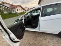 Gebraucht Ford Fiesta 101 PS (74 kW) 2016 Weiß Kleinwagen