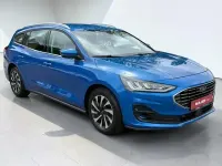 Gebraucht Ford Focus Titanium 125 PS (91 kW) 2023 Blau Limousine