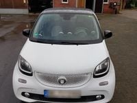 Gebraucht Smart ForFour Passion 90 PS (66 kW) 2016 Weiß Kleinwagen