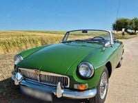 Second-hand MG B 95 CP (69 kW) 1966 Verde Cabrio
