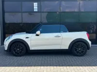 Gebraucht Mini One Cabriolet Pepper 102 PS (75 kW) 2017 Pepper (old english) white Cabrio