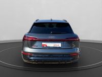 Gebraucht Audi Q8 e-tron S-Line 300 kW (408 PS) 2023 Grau SUV