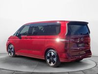 Second-hand VW Multivan Life 150 CP (110 kW) 2025 Roșu Monovolum