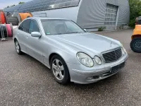 Gebraucht Mercedes E270 Avantgarde 177 PS (130 kW) 2003 Silber Limousine
