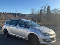 Gebraucht Opel Astra Edition 110 PS (80 kW) 2015 Silber Kombi