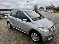 Gebraucht Mercedes A150 Elegance 95 PS (69 kW) 2004 Silber Van / Kleinbus