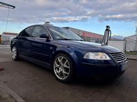 Usata VW Passat 101 CV (74 kW) 2003 Blu Berlina