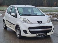 Gebraucht Peugeot 107 Filou 68 PS (50 kW) 2011 Weiß Kleinwagen