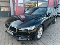Gebraucht Volvo V60 Momentum 190 PS (139 kW) 2019 Schwarz Kombi