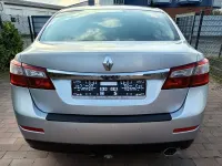 Gebraucht Renault Latitude 140 PS (102 kW) 2011 Silber Limousine