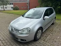 Gebraucht VW Golf V 105 PS (77 kW) 2004 Silber Kleinwagen