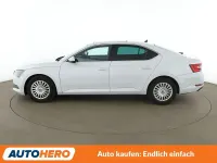 Gebraucht Skoda Superb Style 190 PS (139 kW) 2016 Weiß Limousine
