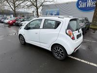 Gebraucht Chevrolet Spark 67 PS (49 kW) 2011 Weiß Kleinwagen