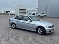 gebraucht BMW 320 i limoousine