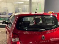 Gebraucht Renault Twingo Expression 58 PS (42 kW) 2010 Rot Kleinwagen