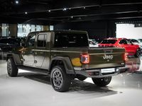 Gebraucht Jeep Gladiator Overland 264 PS (194 kW) 2022 Sarge green clear coat Abholung