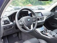 Gebraucht BMW 330 Performance 265 PS (194 kW) 2019 Blau Kombi