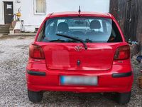 Gebraucht Toyota Yaris 65 PS (47 kW) 2004 Rot Kleinwagen