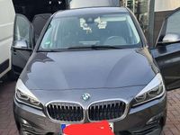 Gebraucht BMW 218 Advantage 150 PS (110 kW) 2020 Grau Van / Kleinbus