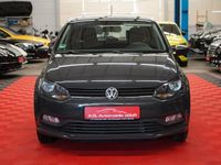 Gebraucht VW Polo Trendline 60 PS (44 kW) 2016 Grau Kleinwagen