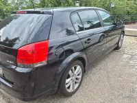 Gebraucht Opel Signum 150 PS (110 kW) 2006 Schwarz Kleinwagen
