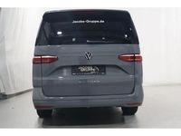 Gebraucht VW Multivan Life 110 PS (80 kW) 2025 Grau Van