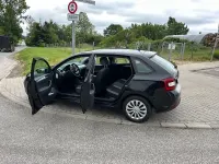 Gebraucht Skoda Rapid Ambition 110 PS (80 kW) 2019 Schwarz Kleinwagen