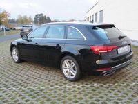Gebraucht Audi A4 Design 150 PS (110 kW) 2019 Mythosschwarz metallic Kombi