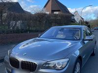 Gebraucht BMW 740 306 PS (225 kW) 2012 Silber Limousine