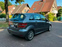 Gebraucht Mercedes B150 95 PS (69 kW) 2009 Grau Van / Kleinbus