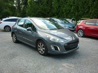 Gebraucht Peugeot 308 Active 111 PS (81 kW) 2011 Grau Limousine