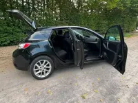 Gebraucht Mazda 3 Prime-Line 105 PS (77 kW) 2013 Schwarz Limousine