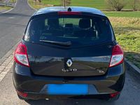Gebraucht Renault Clio III 103 PS (75 kW) 2011 Schwarz Kleinwagen