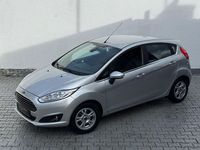 Gebraucht Ford Fiesta Titanium 95 PS (69 kW) 2015 Silber Kleinwagen