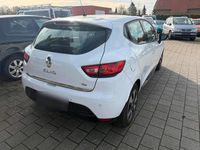 Gebraucht Renault Clio IV 90 PS (66 kW) 2014 Weiß Limousine